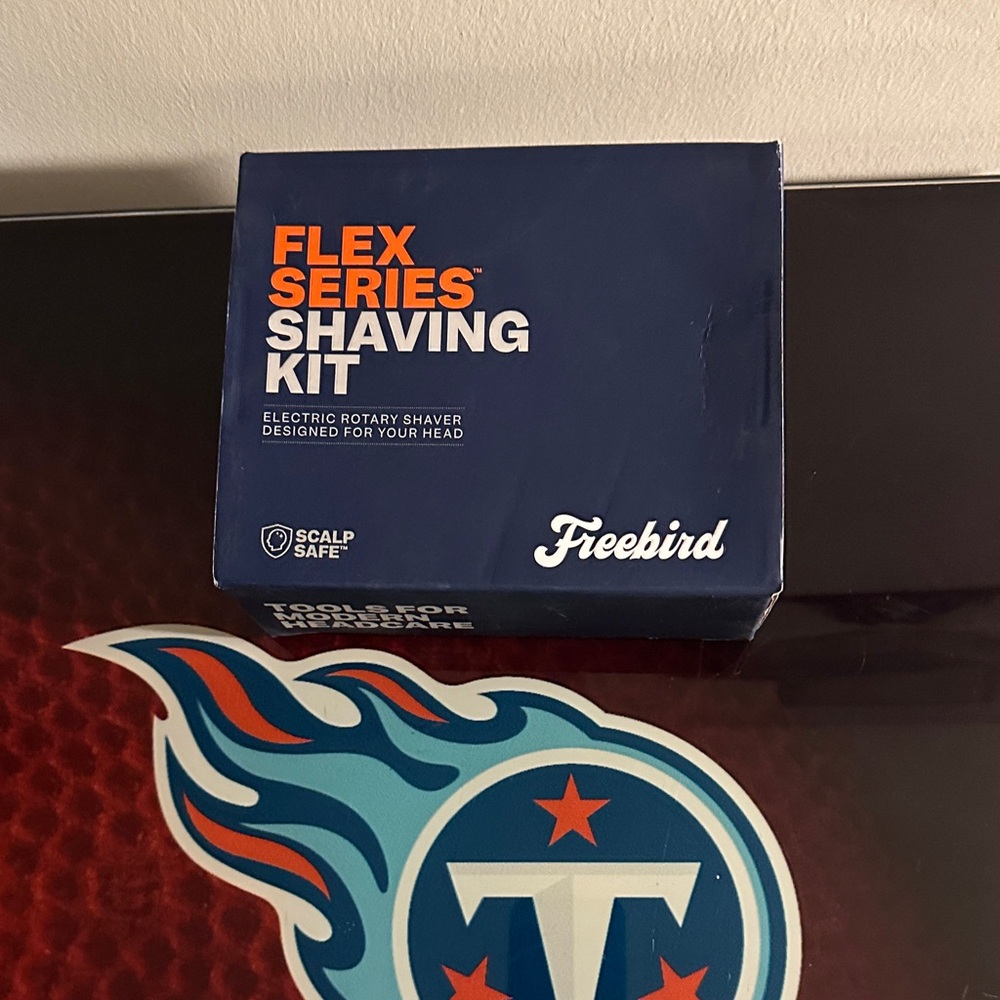 Freebird Flex Series Shaving Kit - Dark Blue